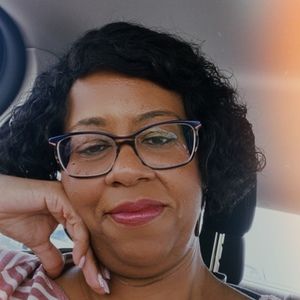 Meet your Posher, Cheri